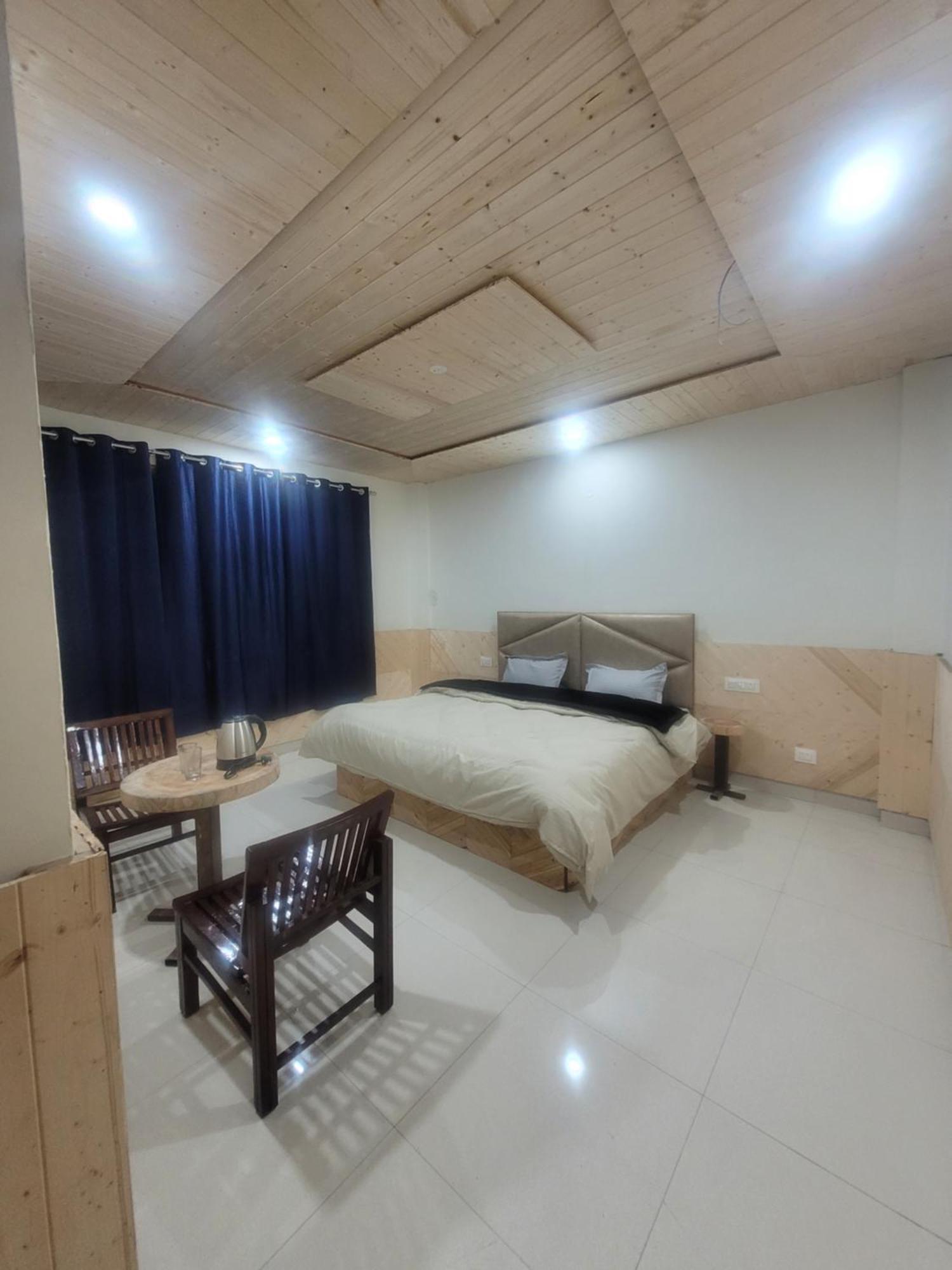 Whoopers Hostel Kasol Eksteriør bilde